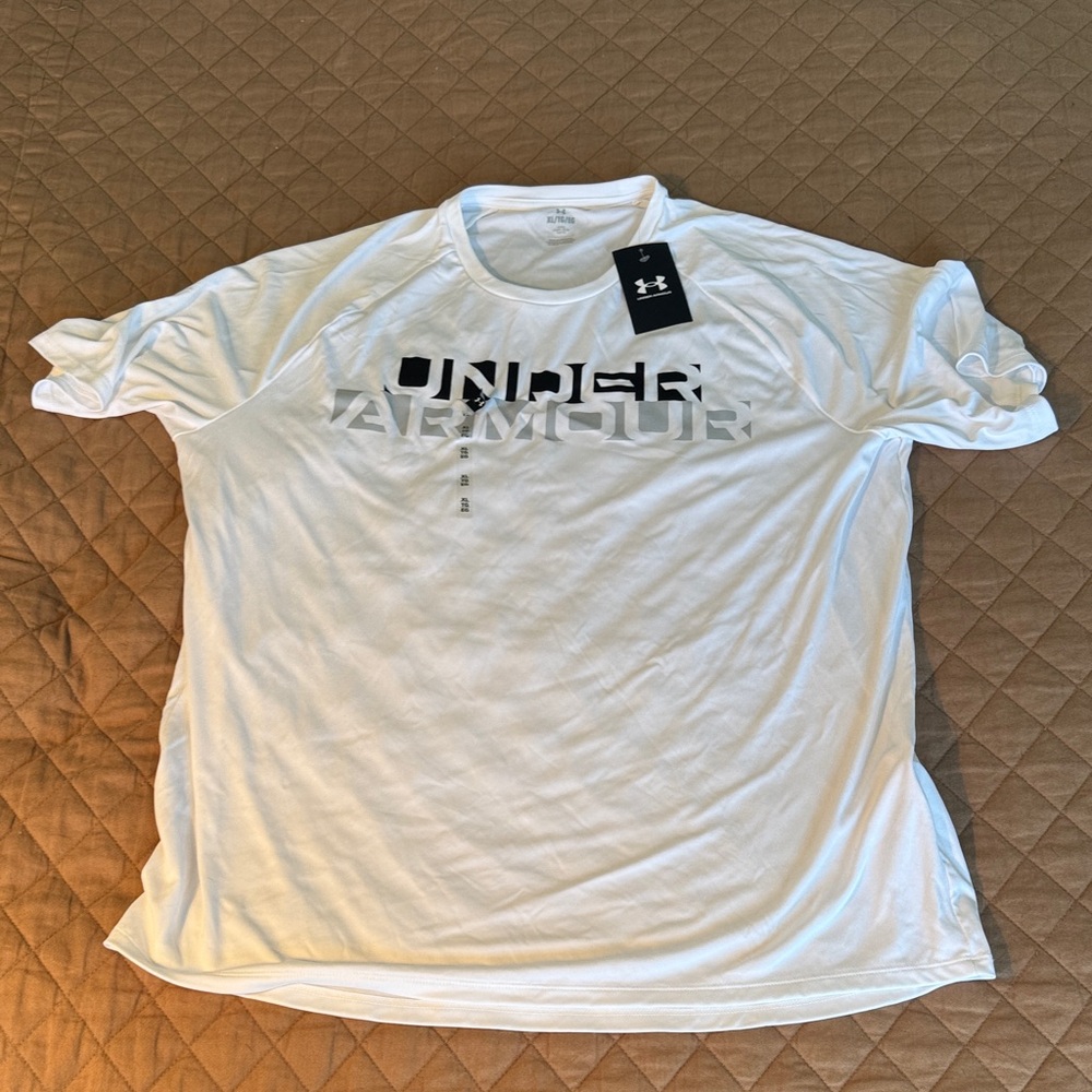 Under Armour Men's White Graphic Tee